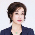 她深情的爱